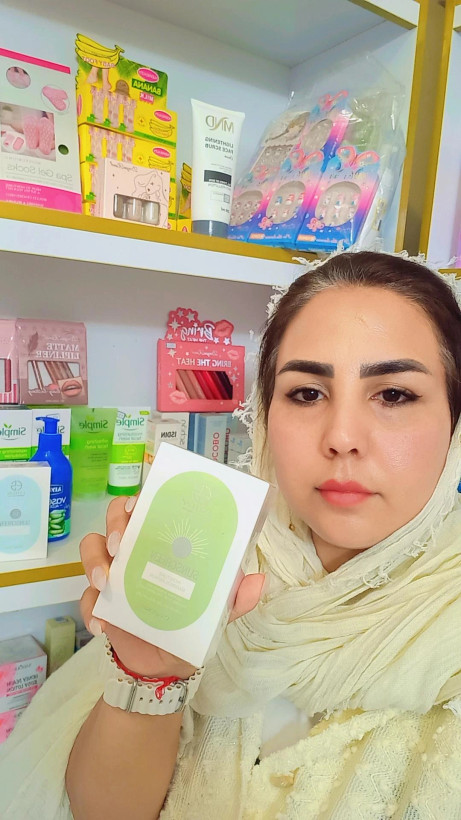 ضدآفتاب استلین صورتی ضد لک و روشن کنده اورجینال spf50